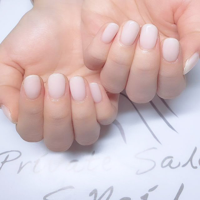 ワンカラー　クリアを混ぜて作った乳白色🤍🤍🤍 ネイルサロン エスネイル Private Salon S.Nail