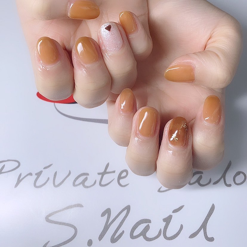 Simple gel brownハート🤎とべっ甲アート🍂✨ ネイルサロン エスネイル Private Salon S.Nail