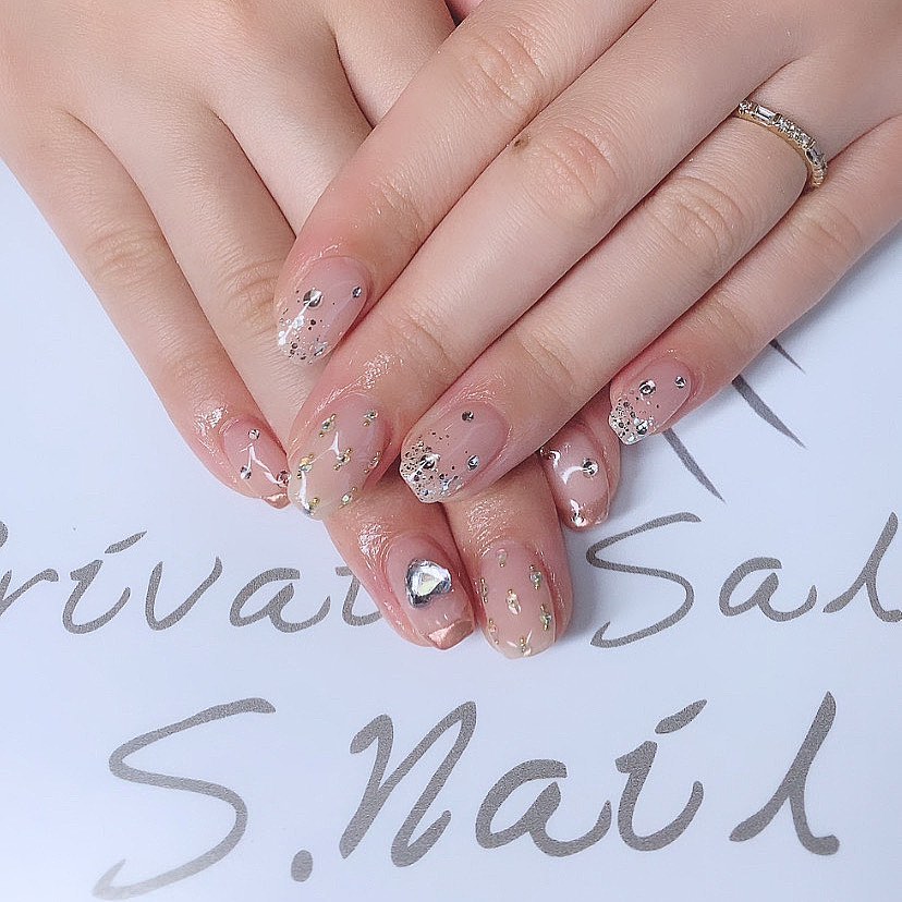 Design gel ミラーフレンチとラメグラ💖💖 ネイルサロン エスネイル Private Salon S.Nail