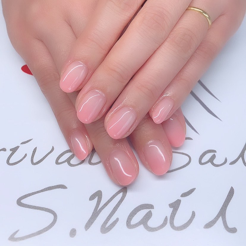 Simple gel 夏時期のグラデーションも人気です🩷🫧 ネイルサロン エスネイル Private Salon S.Nail