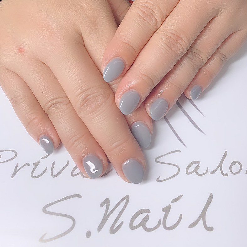 One color グレーグリーンのオシャレカラー💚♥ ネイルサロン エスネイル Private Salon S.Nail