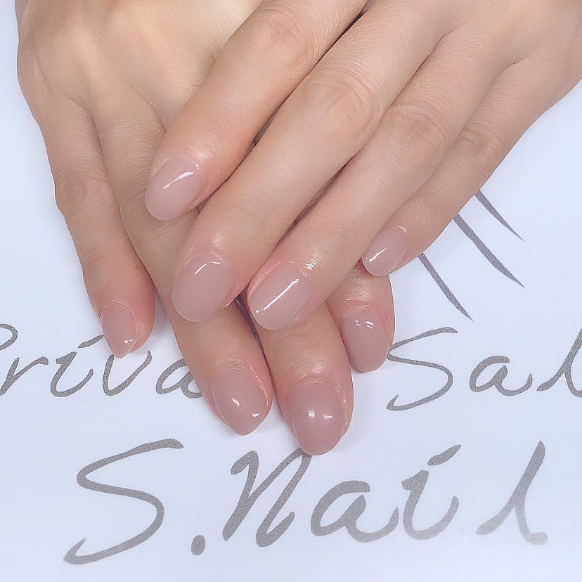 One color 以前と同じ肌馴染みの良いカラーお作りしました🩶♡ ネイルサロン エスネイル Private Salon S.Nail