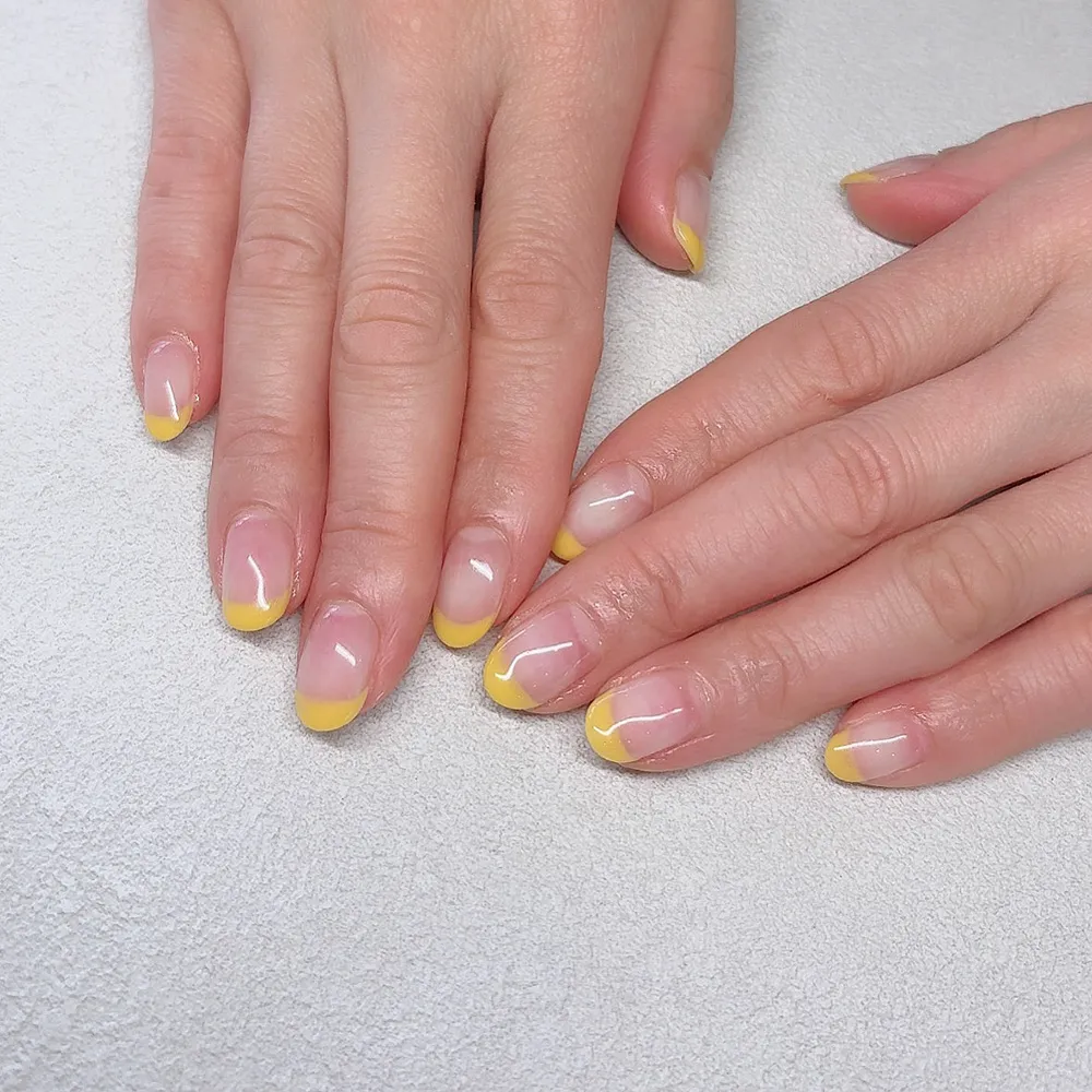 Design gel オリジナルイエローでフレンチ⭐️,,, ネイルサロン エスネイル Private Salon S.Nail