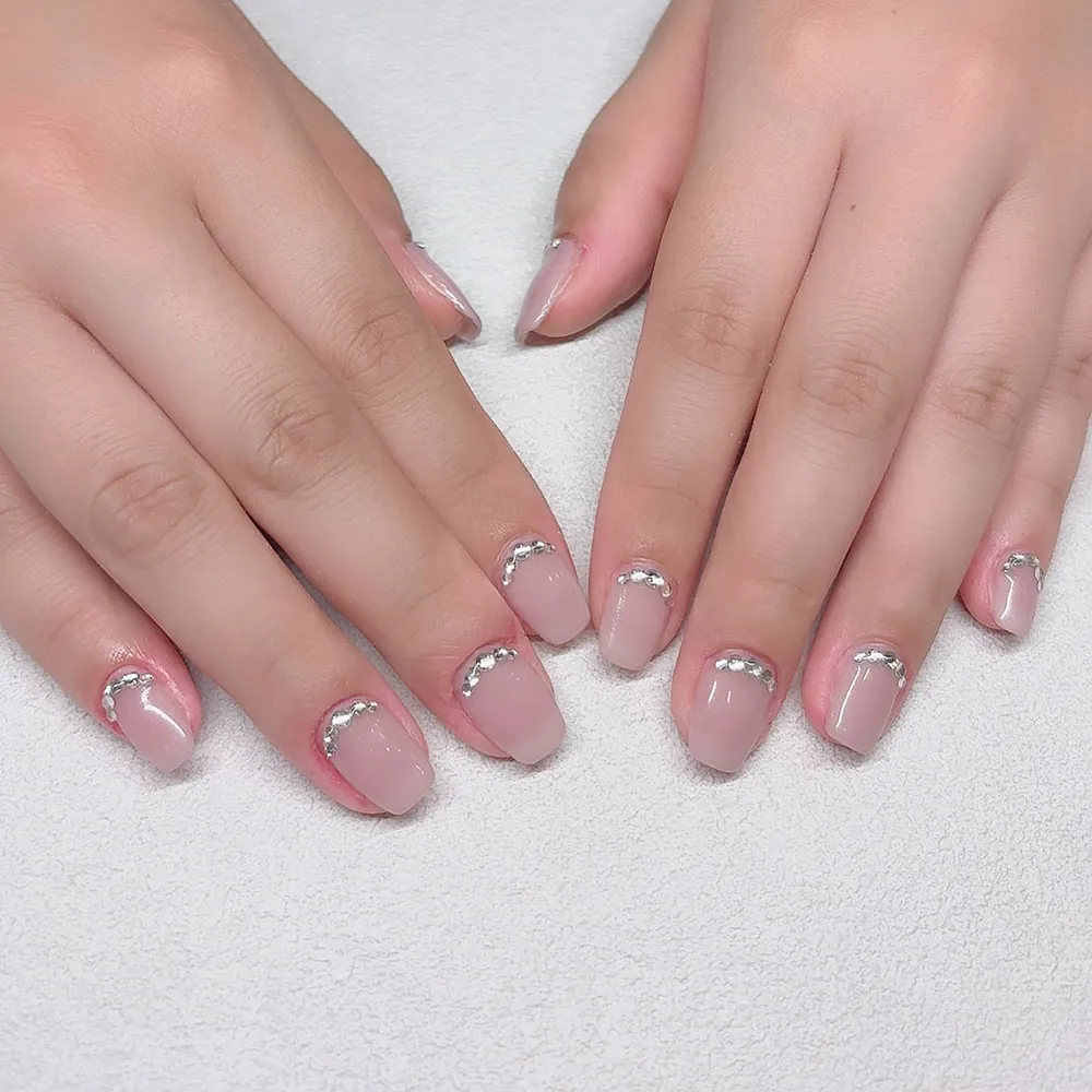 Design gel 長さ出しちゅるんカラー🫧グレージュパープルに根元ストーン💎 ネイルサロン エスネイル Private Salon S.Nail